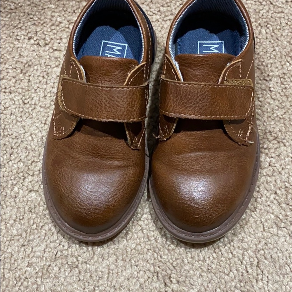 Brown and blue Toddler dress shoes
